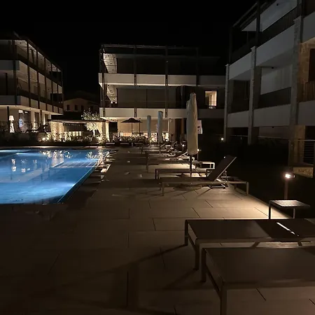 Mgh Luxury - Corte Garden 34 * 巴多利诺