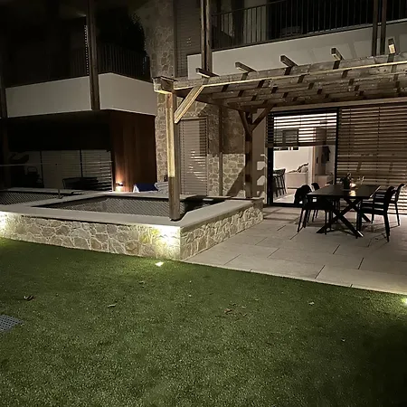 Апартаменти Mgh Luxury - Corte Garden 34 Бардоліно