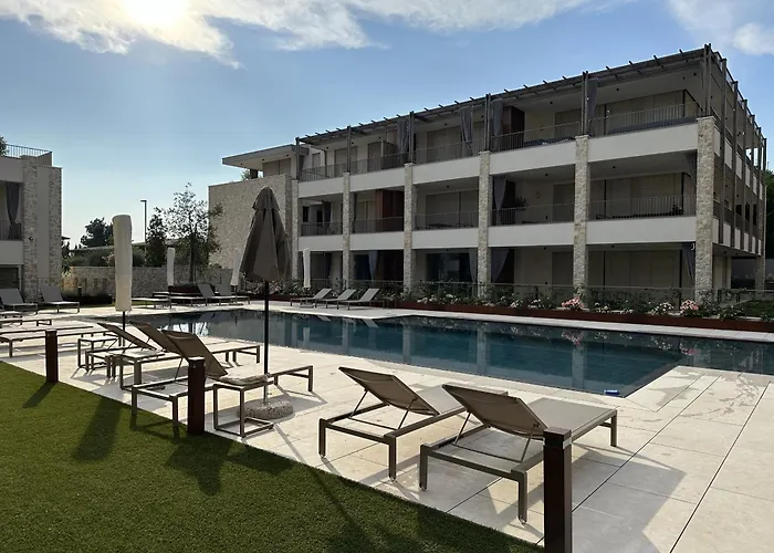 Mgh Luxury - Corte Garden 34 ברדולינו