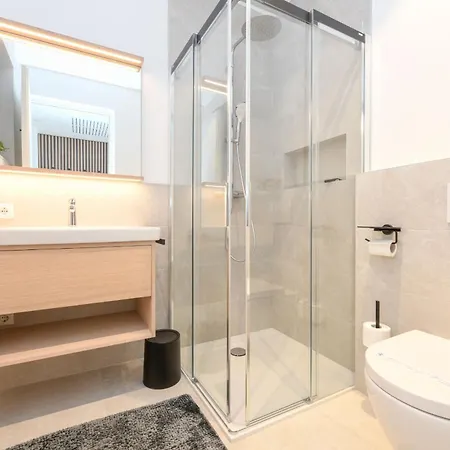 Апартаменти Mgh Luxury - Corte Garden 34 Бардоліно